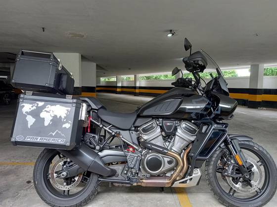 HARLEY-DAVIDSON PAN AMERICA 1250 S 